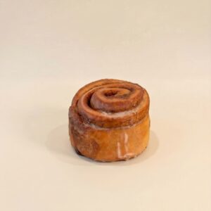 rollito de canela artesano Papín Dulce Logroño