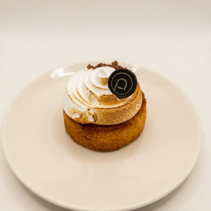 Pastel de limón y merengue artesanal en Logroño Papín Dulce